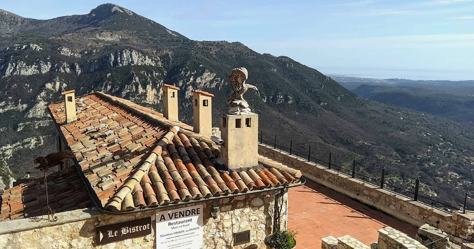 Natural Clay Tile Roofs on the French Riviera: Replacement and Repair